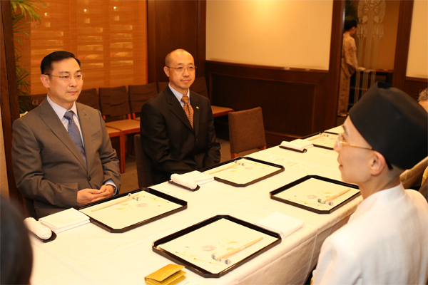 中国国際友好連絡会 辛旗副会長 鄧文慶秘書長 日本タオイズム協会 早島妙聴理事長